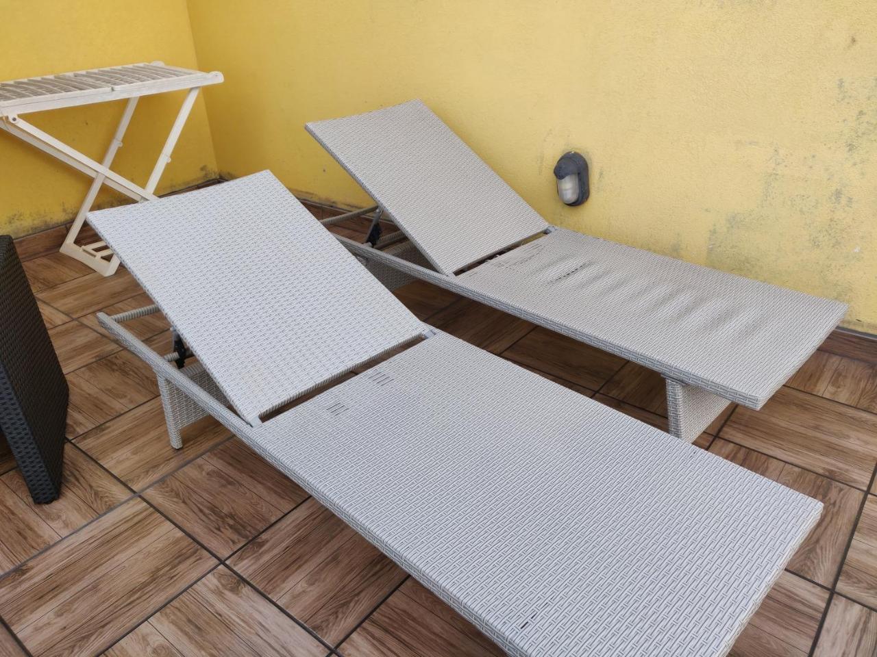 Appartamento Panoramic Penthouse In Marsascala Which Enjoys Sea And Country Views Marsaskala Esterno foto